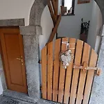 Cjase Cumine Bed & Breakfast *