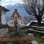 Cjase Cumine B&B 라우코