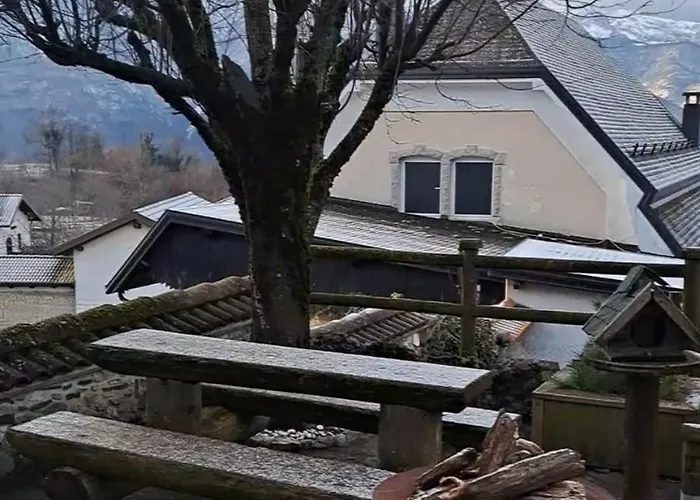 Cjase Cumine Panzió *